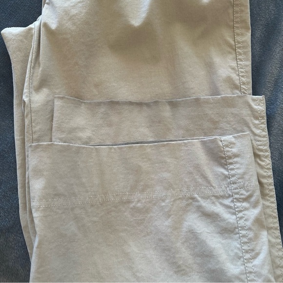 Athleta Wide Straight Leg Mid Rise Pants Size 12T - Picture 13 of 13